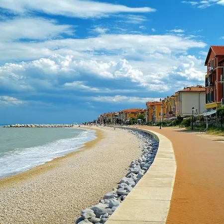 Quiet House Near Appartement