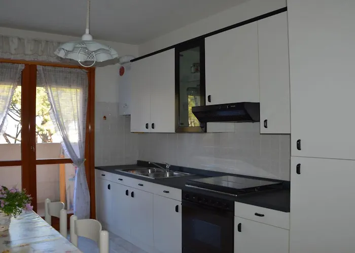 Quiet House Near Appartement